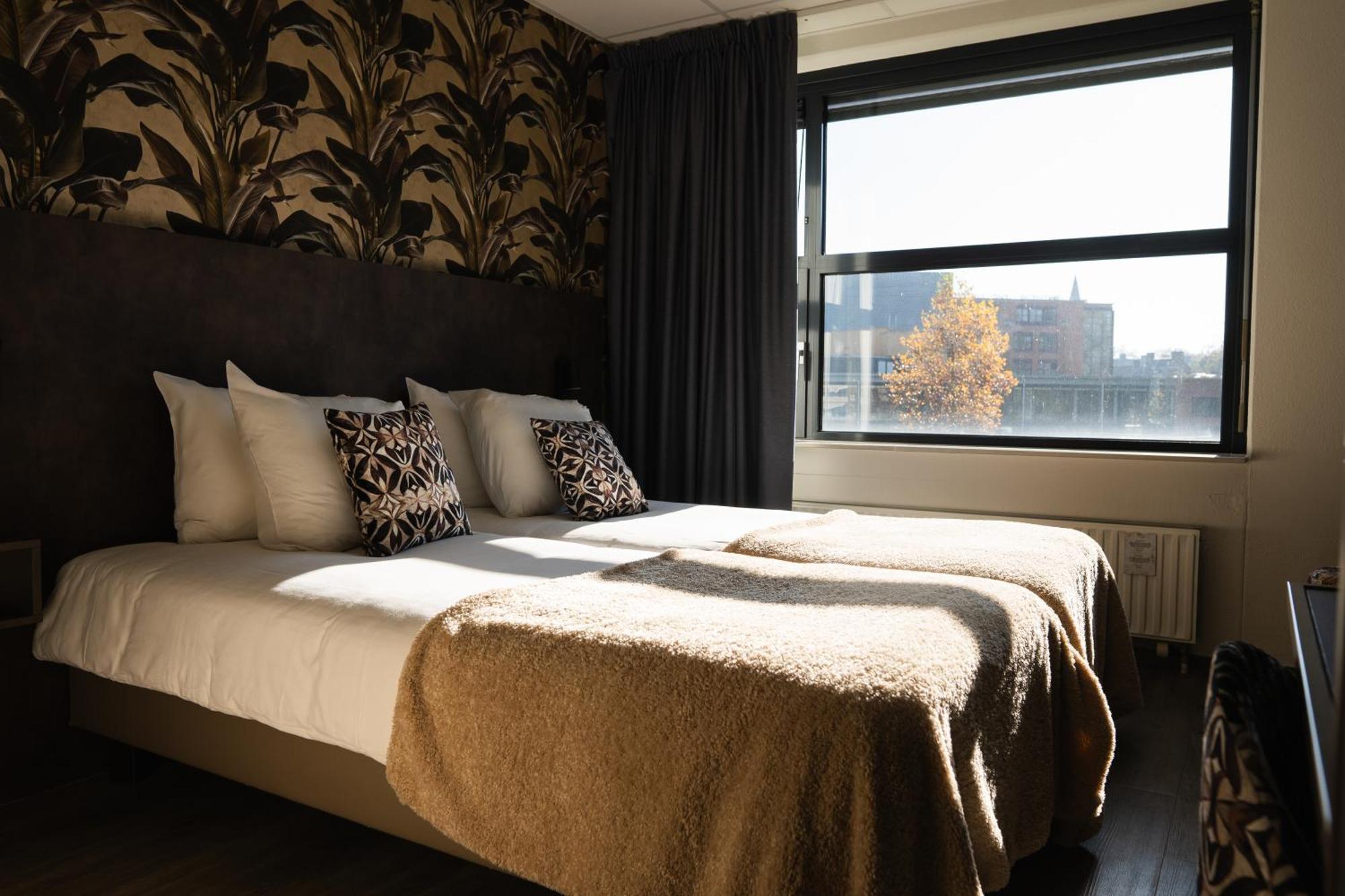 Hotel Wicc ワーゲニンゲン エクステリア 写真