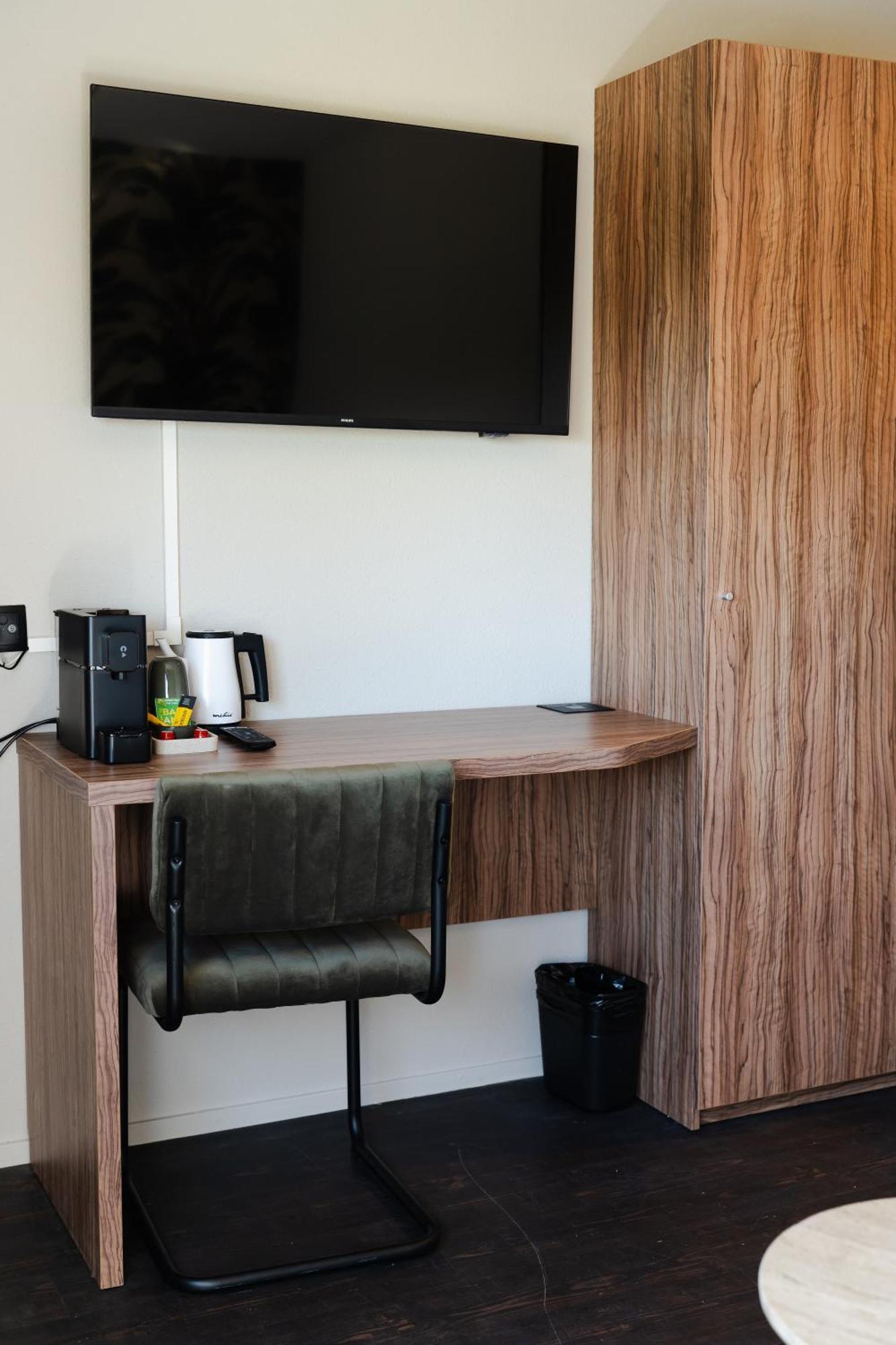 Hotel Wicc ワーゲニンゲン エクステリア 写真